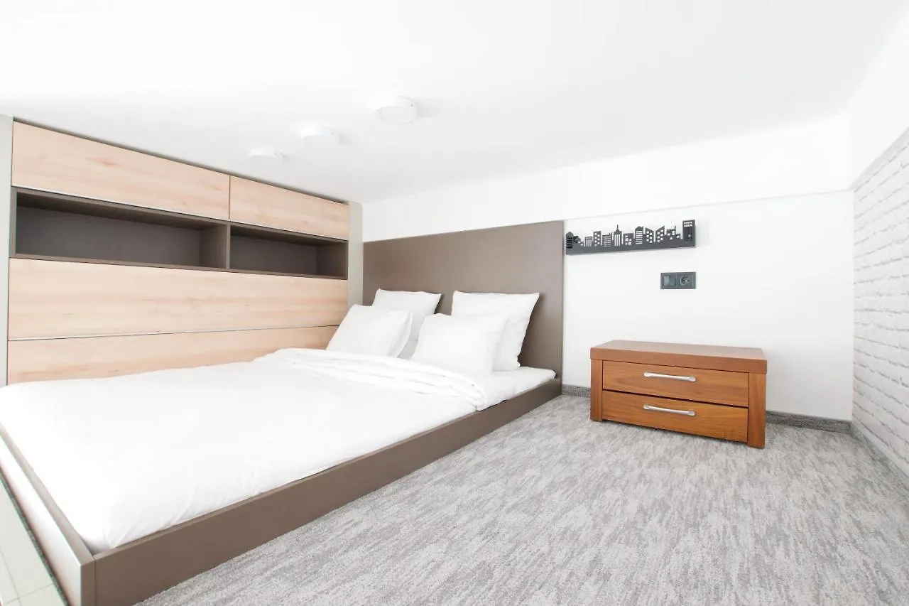 Standard Apartment by Hi5 - Gellért Spa Area Budapest